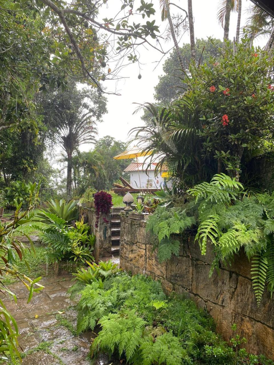 Pousada Casa Do Ipe Amarelo Miguel Pereira Exterior photo
